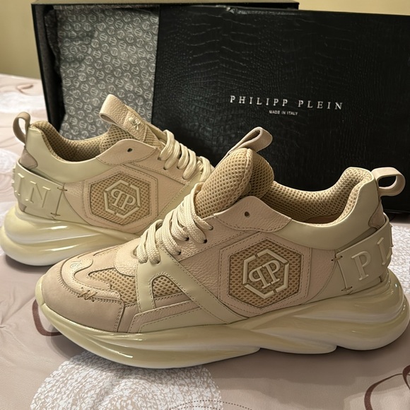 Brand New in box PHILLIPP PLEIN sneakers - Picture 7 of 12